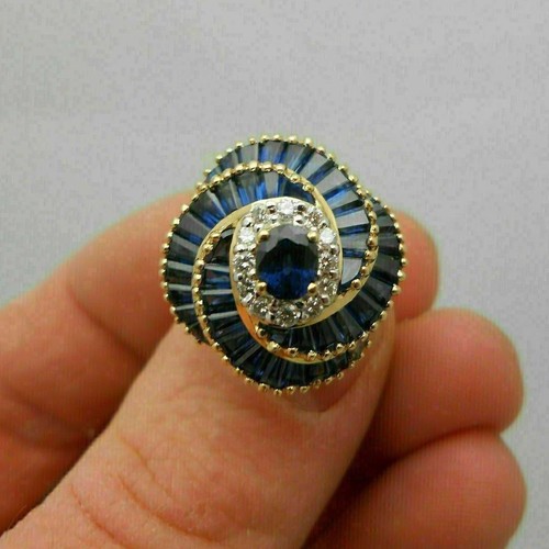 Oval cut blue sapphire - cut,