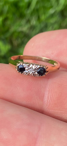 9ct gold vintage small - 9ct,
