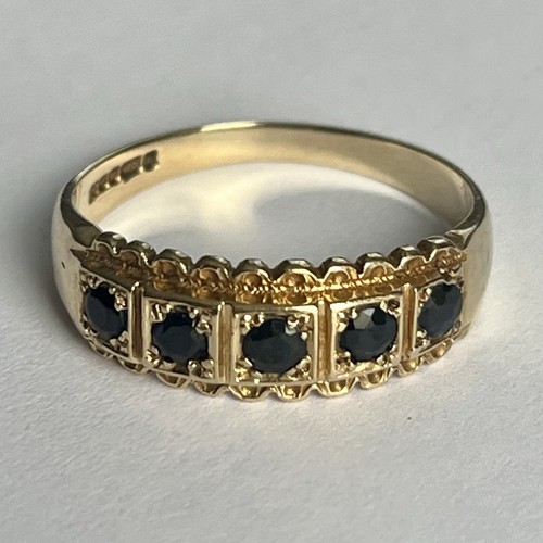 9ct gold sapphire ring - gold,
