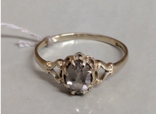 Vintage 9ct gold sapphire - gold,